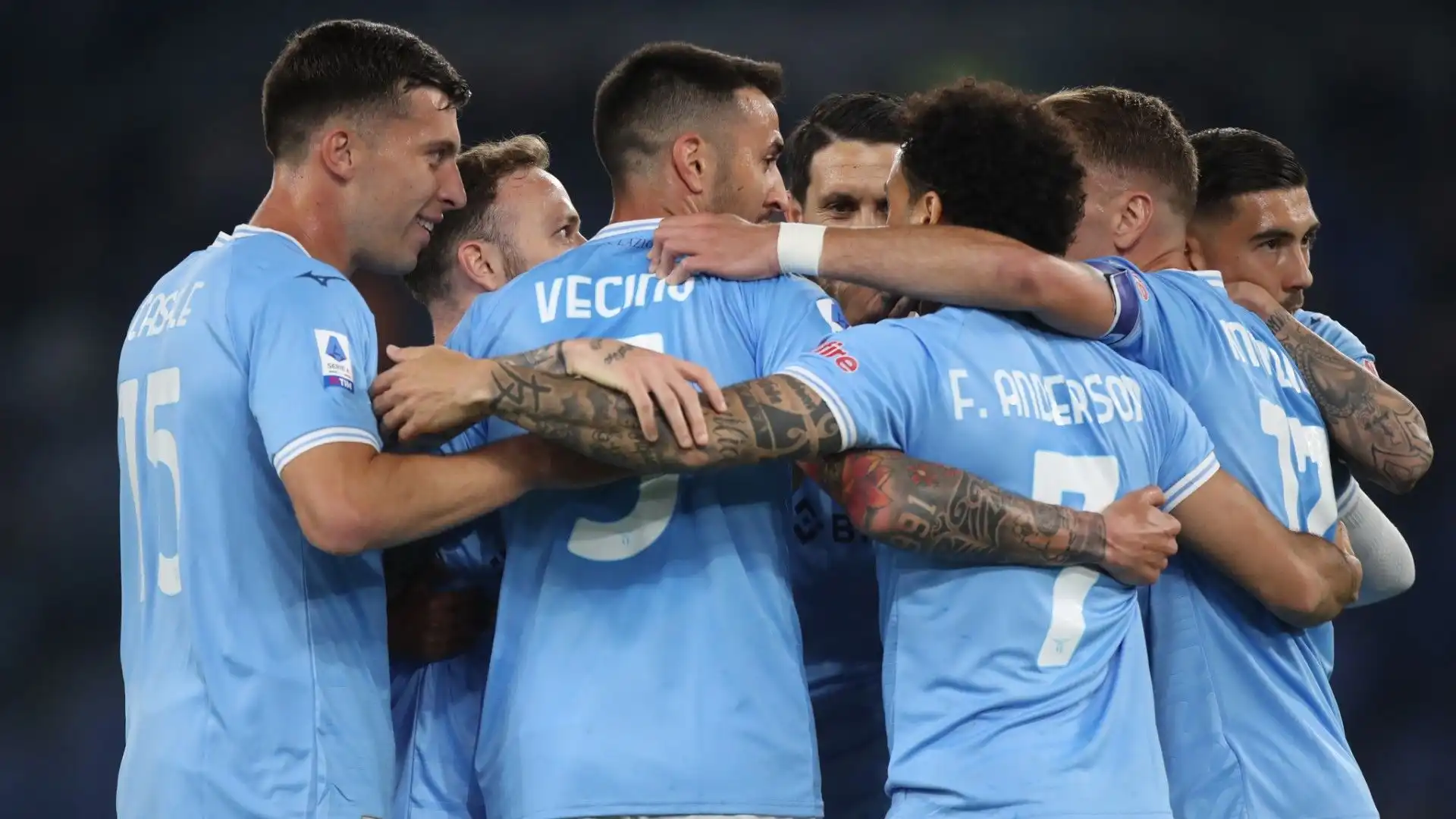 Juventus all'assalto: colpaccio dalla Lazio. Le foto
