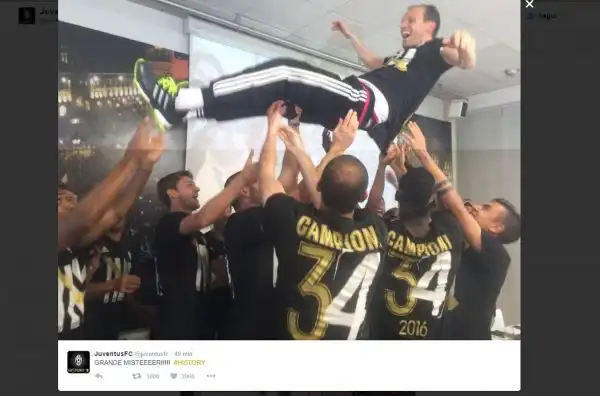 Tutte le immagini dei bianconeri a Vinovo dopo il trionfo.