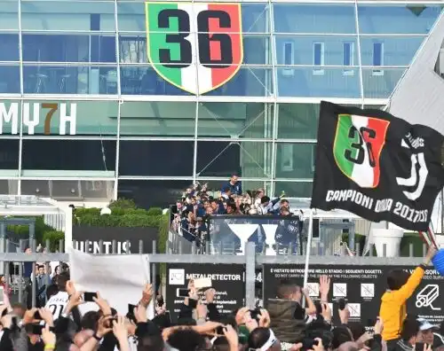 Emre Can dà sfogo alla sua felicità