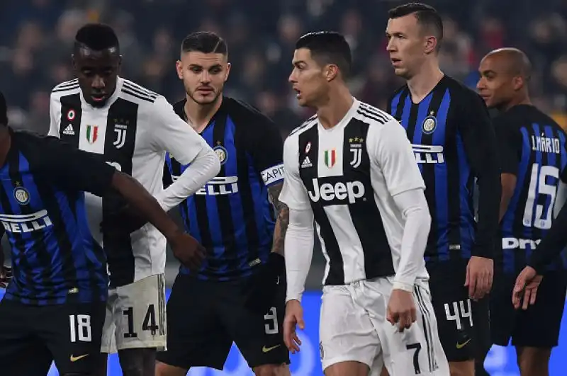 Una rete di Mandzukic nella ripresa piega una buona Inter che aveva colpito un palo nel primo tempo con Gagliardini.