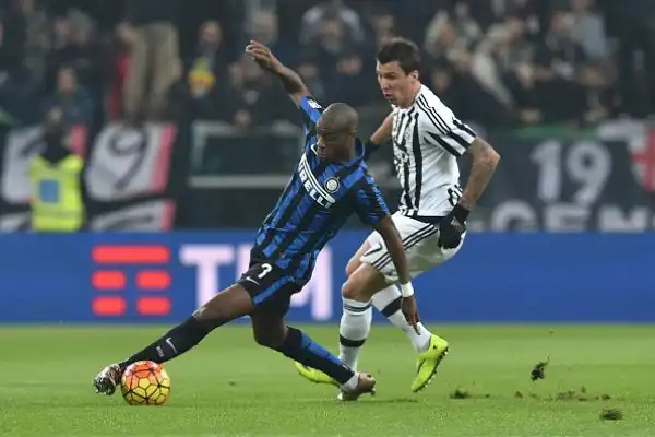 La squadra di Allegri travolge i nerazzurri e ipoteca la finale di Coppa Italia.