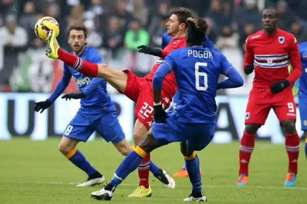 Gabbiadini ferma la Juve a Torino. Dopo 25 vittorie i bianconeri interrompono la propria striscia allo Stadium: la Sampdoria pareggia nella ripresa la rete di Evra.