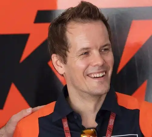 MotoGp, Mika Kallio si rompe tibia e perone