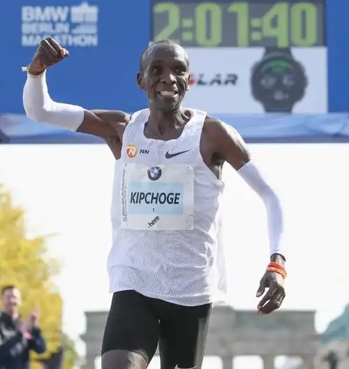 Maratona: fissato il nuovo record del mondo