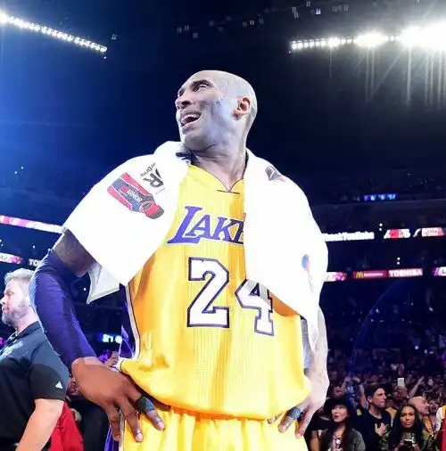 Kobe Bryant, la Viola lancia un appello