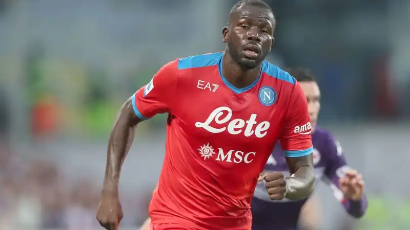 Koulibaly, la nuova mossa del Napoli spiazza la Juventus