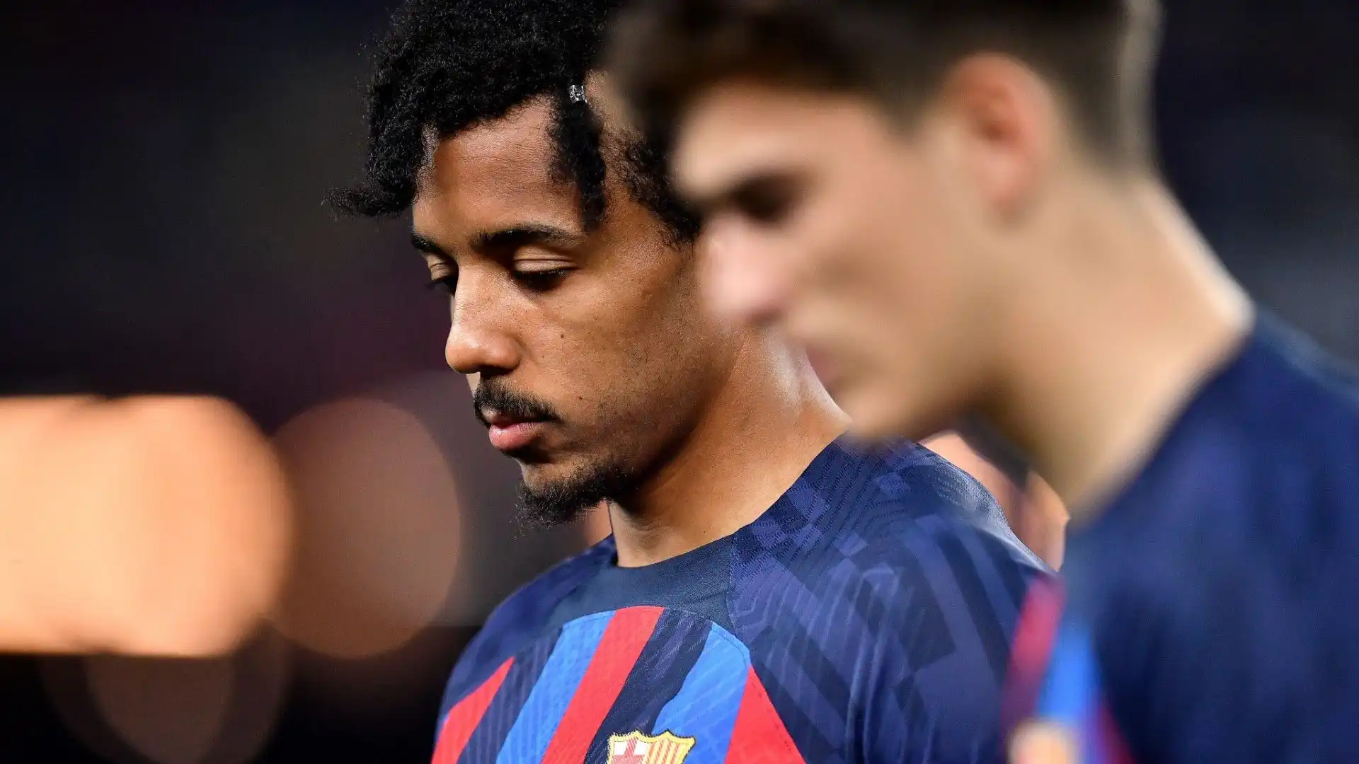 Koundé scontento vuole lasciare il Barcellona. Foto
