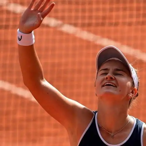 Roland Garros, Krejcikova vince tra le lacrime: dedica emozionante