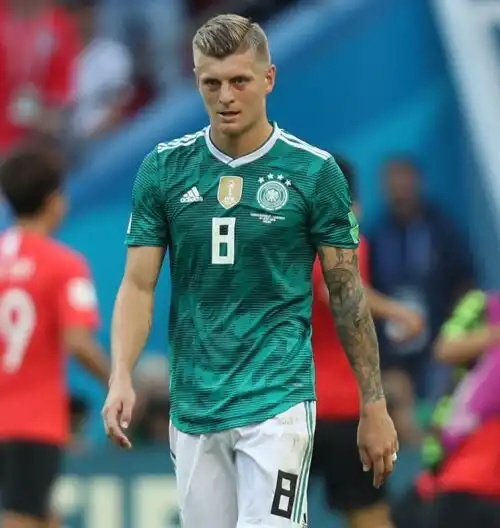 Germania, Kroos bastona Sanè