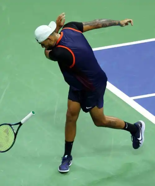 Kyrgios, sconcertante show a New York: le foto di quello che ha combinato