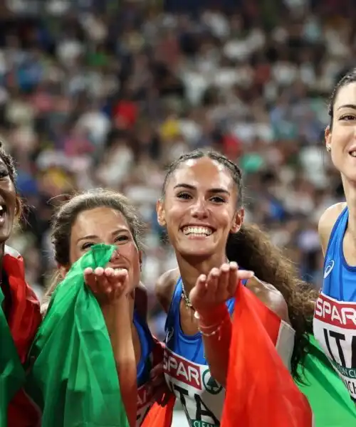 La 4×100 ha fatto innamorare l’Italia: le foto più belle delle velociste azzurre