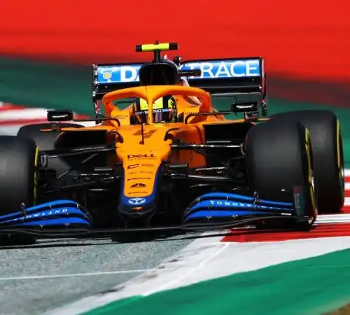 F1, Lando Norris tocca il cielo con un dito