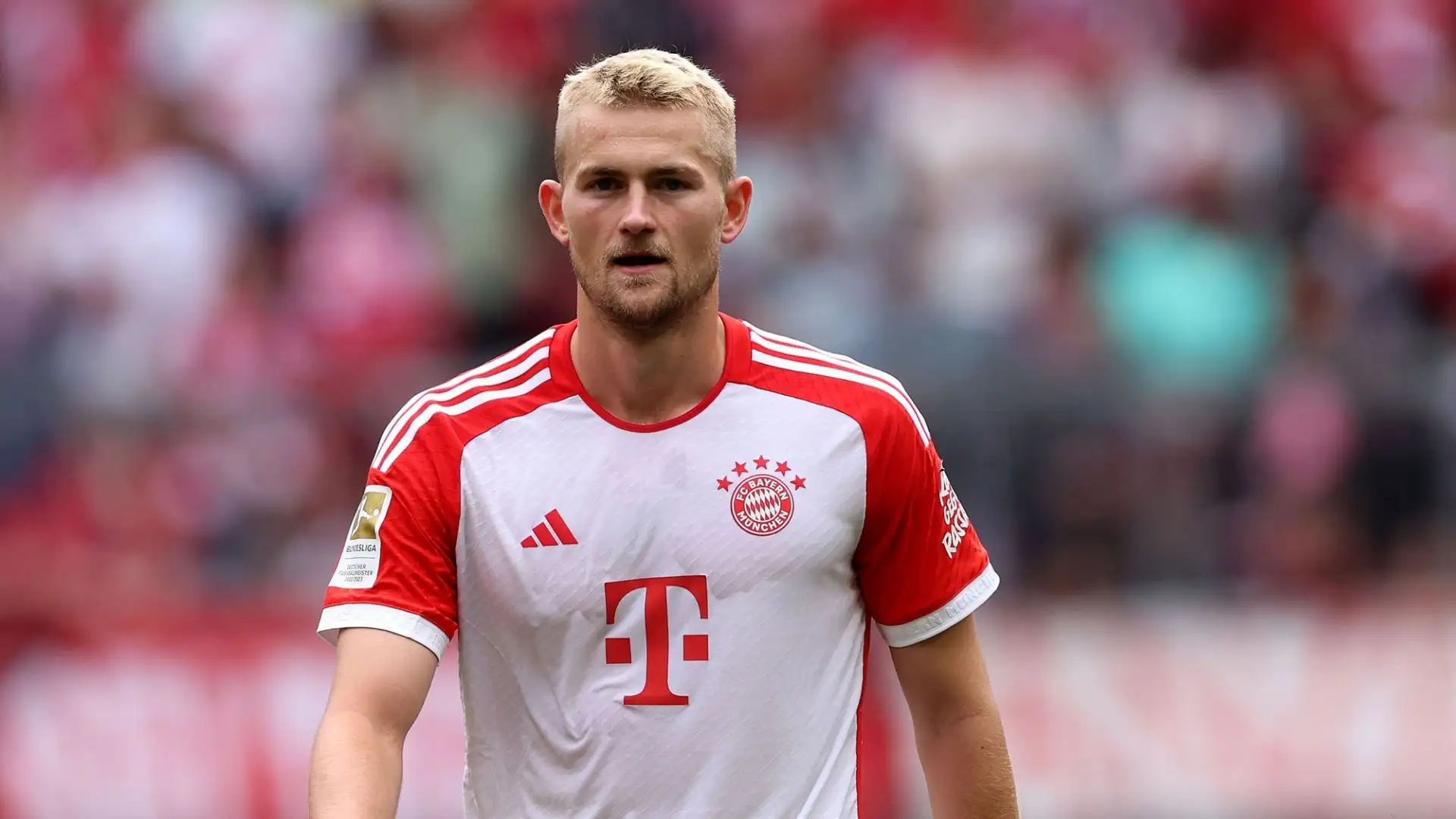 Matthijs de Ligt, appena tornato da un infortunio e reduce da un periodo poco brillante al Bayern Monaco, è finito nel mirino dei Gunners