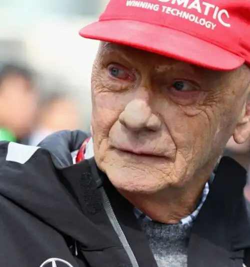 Niki Lauda dimesso dall’ospedale