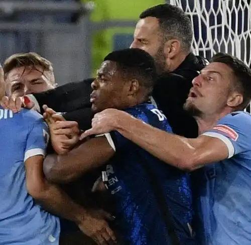 Lazio e Inter fuori controllo: le foto della rissa