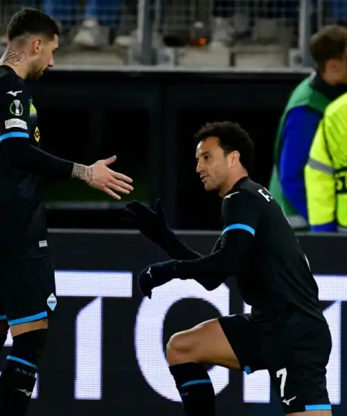 Felipe Anderson illude la Lazio, l’AZ rimonta e la elimina