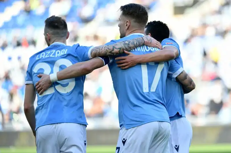 Con un rigore di Immobile e una doppietta di Zaccagni la Lazio ha piegato per 3-0 il Bologna all'Olimpico