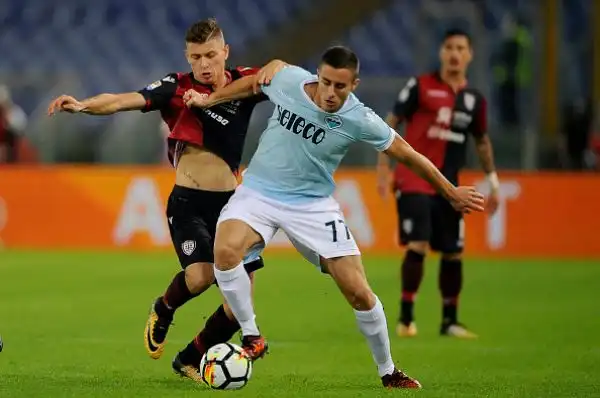 La Lazio continua la sua marcia travolgendo il Cagliari: 3-0.