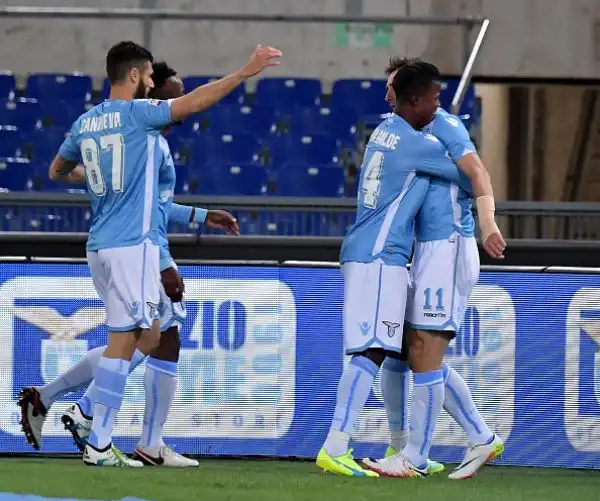 Fallimento Inter: fuori dalla Champions. La sconfitta contro la Lazio chiude i giochi.
