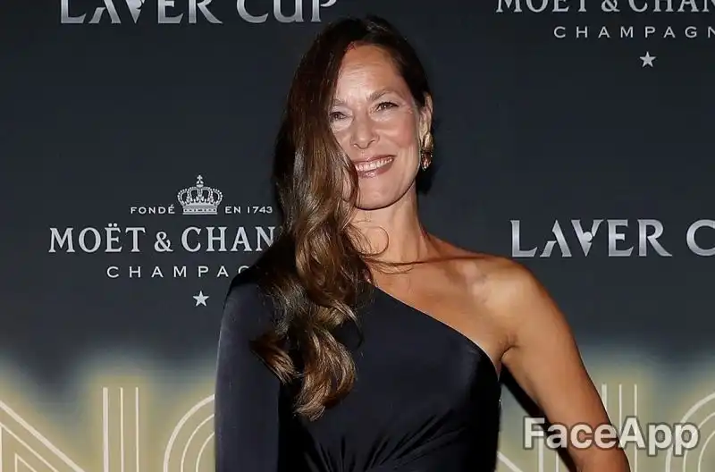Le immagini delle tenniste ‘invecchiate’
