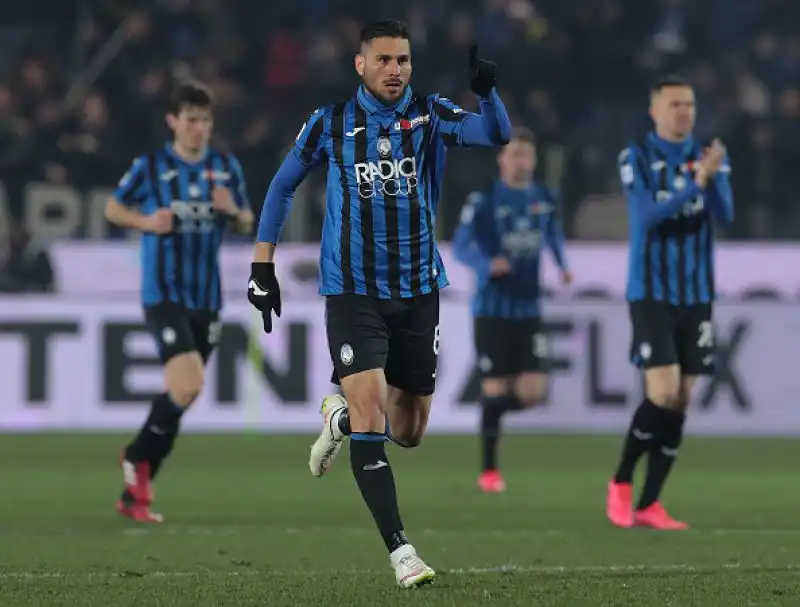 I giallorossi sono passati in vantaggio nel primo tempo con Dzeko ma nella ripresa, prima il pareggio di Palomino e poi la bella rete di Pasalic hanno regalato i tre punti agli orobici.