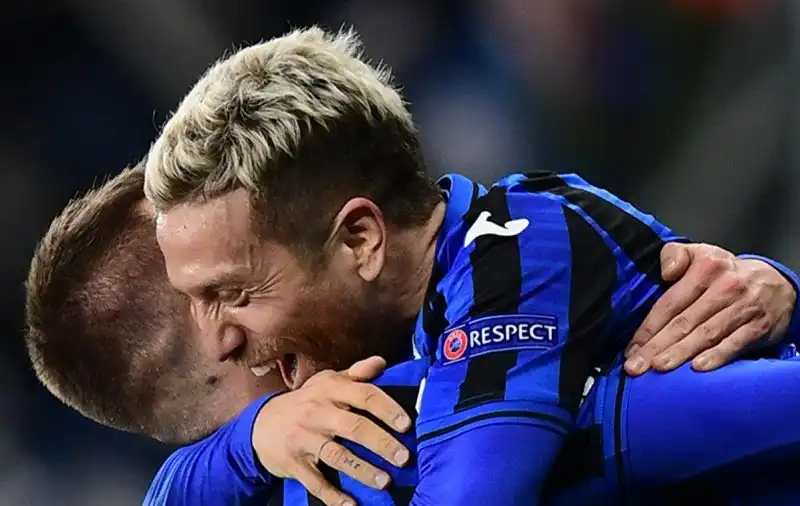 A San Siro la squadra di Gasperini vive un'altra magica notte europea: finisce 4-1 con doppietta di Hateboer e capolavoro di Ilicic.