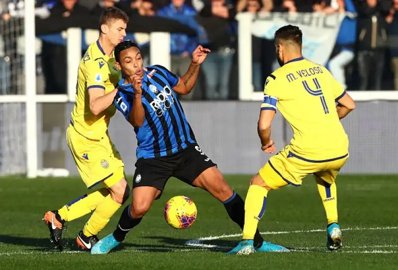 L'Atalanta rimonta il Verona, due volte in vantaggio con Di Carmine, con le reti di Malinosvskyi, Muriel e Djimsiti.