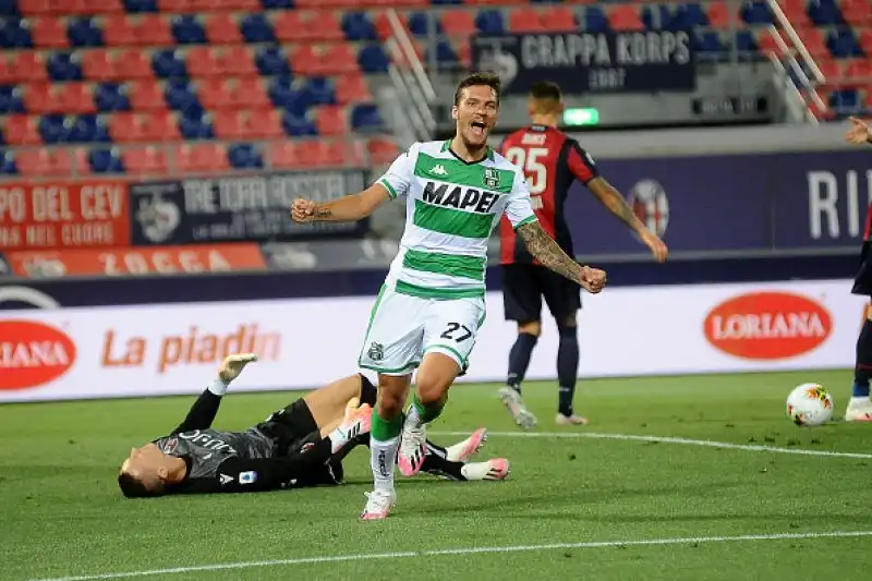 Per la squadra di De Zerbi in gol Berardi e Harsalin, per i padroni di casa rete di Musa Barrow.