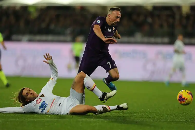 L'incontro è stato deciso da una rete di La Mantia ad inizio ripresa, infortunio e sostituzione a fine primo tempo per Frank Ribery.