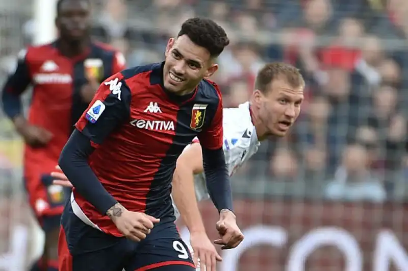 Il Cagliari non riesce a uscire dalla crisi: la banda di Maran viene battuta in trasferta dal Genoa che conquista i tre punti grazie a Goran Pandev