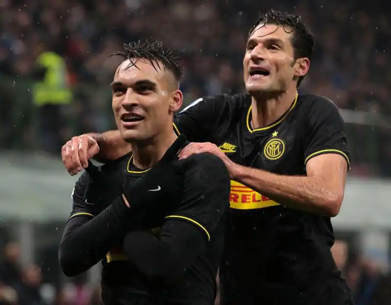 Lautaro Martinez ha trascinato alla vittoria i neroazzurri con una doppietta, di Valoti il gol degli ospiti.