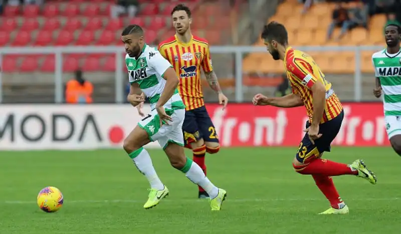 Lecce e Sassuolo pareggiano per 2-2 lo scontro salvezza al Via del Mare.