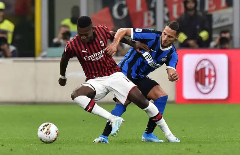 I nerazzurri stendono per 2-0 i cugini grazie ai gol di Brozovic e Lukaku.