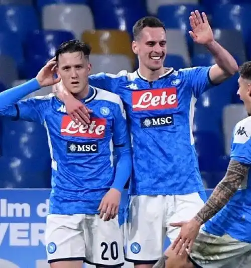 Trionfo Napoli, la Juventus non va in fuga