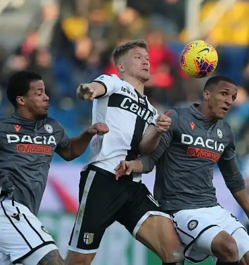 Il Parma schianta l’Udinese. Sassuolo e Samp si annullano