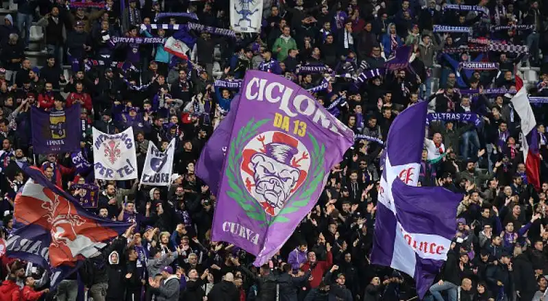 Sotto agli occhi di Commisso i viola conquistano 3 punti ai danni dell'undici di De Zerbi.
