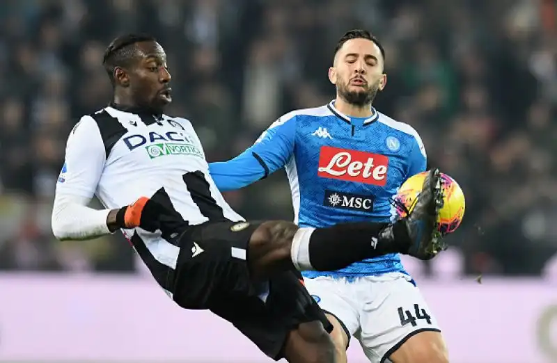 Altro passo falso del Napoli, a digiuno di vittorie da mesi: la squadra di Ancelotti non va oltre l'1-1 alla Dacia Arena contro l'Udinese.