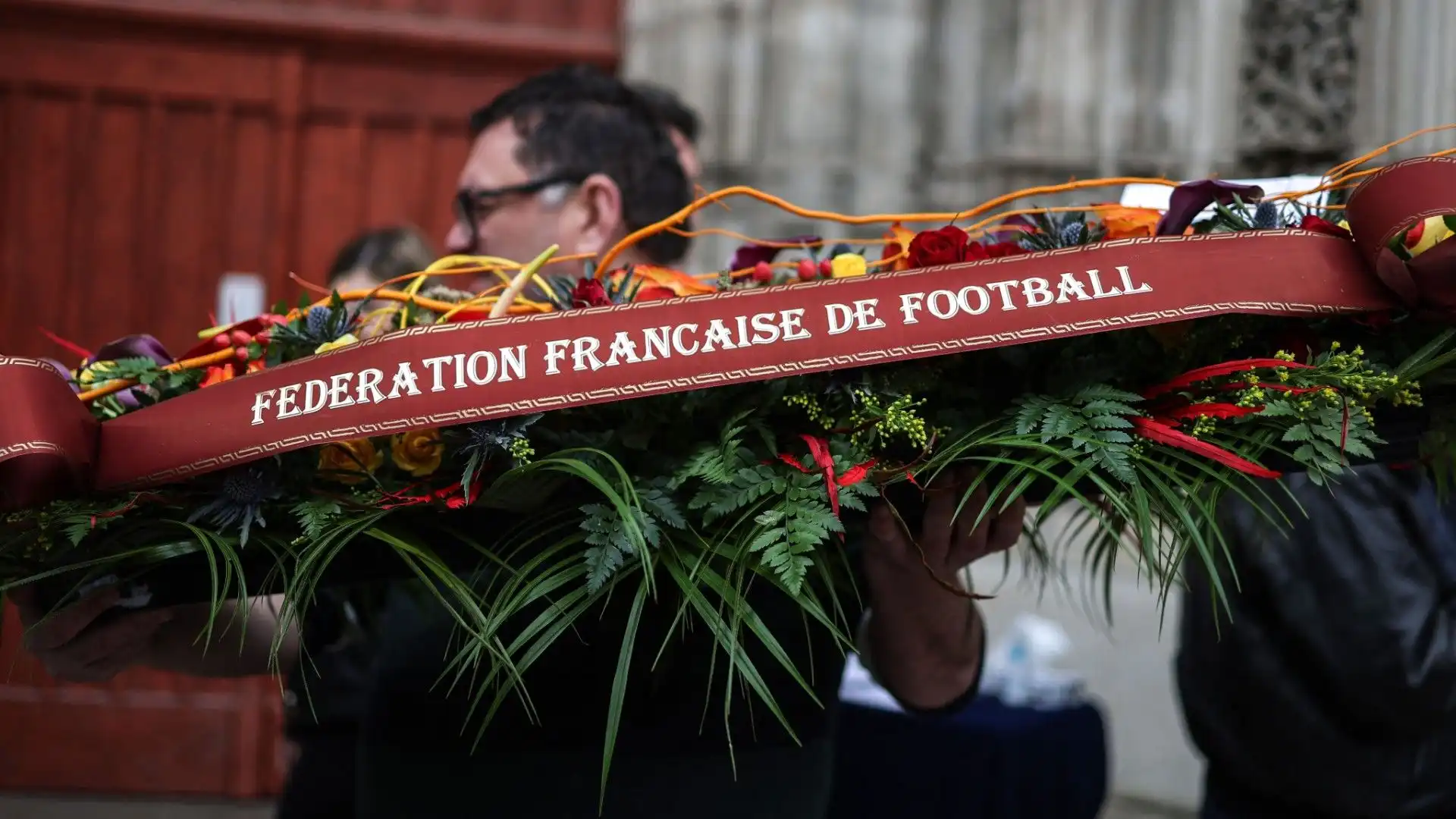 Le immagini del funerale di Just Fontaine