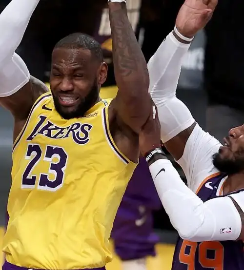 NBA: Davis e LeBron spingono i Lakers