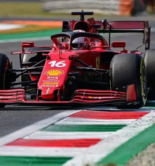 F1, Charles Leclerc si fida della Ferrari