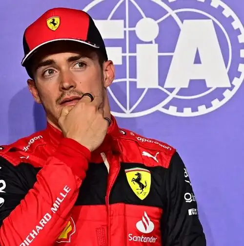 F1, da papà Verstappen l’ultima frecciata a Charles Leclerc