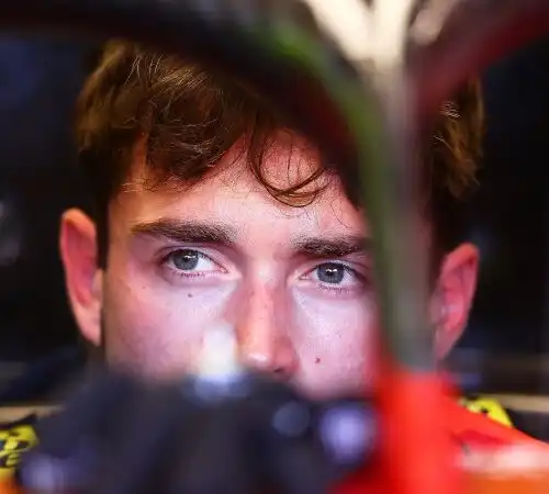 Ferrari, Charles Leclerc è una furia: duro sfogo del monegasco