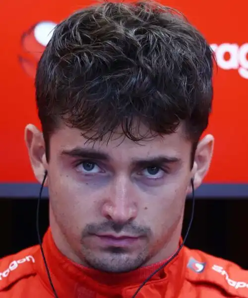 Charles Leclerc, messaggio alla Ferrari: “Basta frustrazione, mi fido”