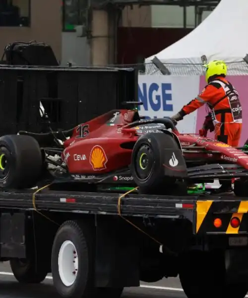 FP2 Messico, Charles Leclerc a muro: le condizioni della sua Ferrari