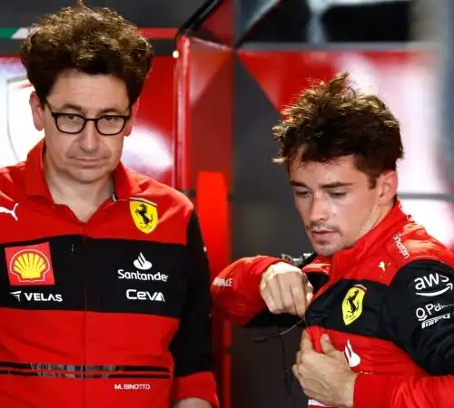 Da Mattia Binotto un messaggio alla Mercedes e una promessa a Charles Leclerc