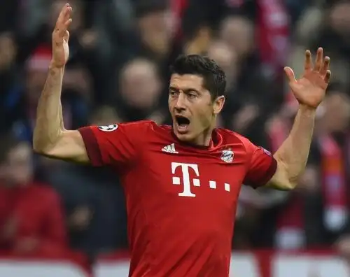 Lewandowski, porta in faccia al Real