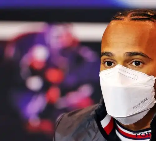 Lewis Hamilton: “Dovete rispettare Bottas”