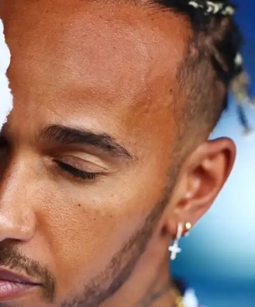 F1, Lewis Hamilton è stizzito: “Abbiamo tanto lavoro da fare”