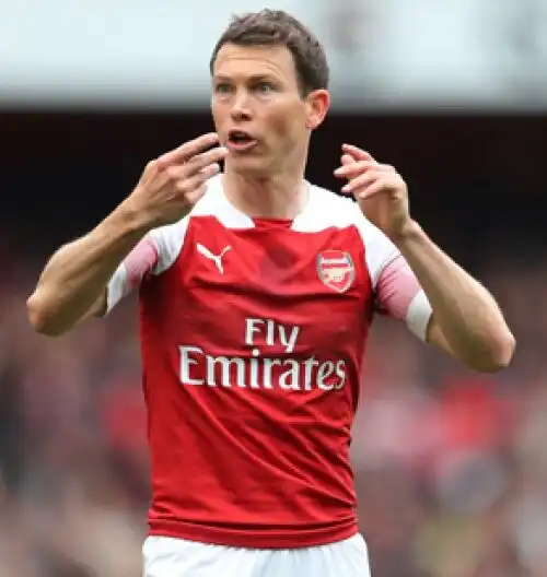 Lichtsteiner cambia ancora squadra