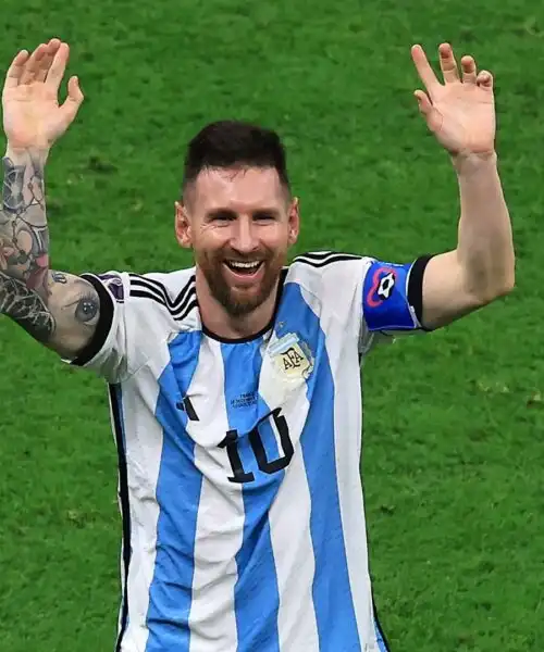 Lionel Messi, sette rigori (quasi) perfetti: le foto del numero 10 nei momenti decisivi